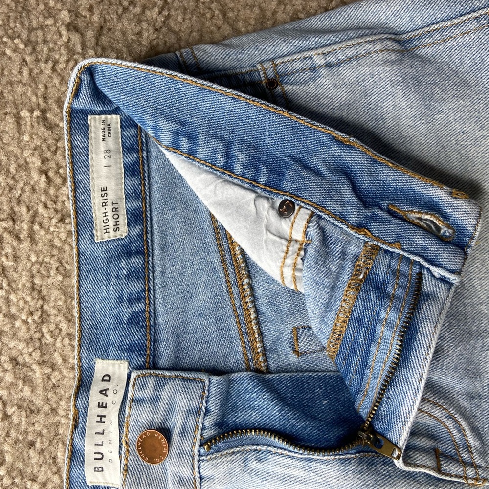 Bullhead High Rise Shorts - Picture 3 of 3